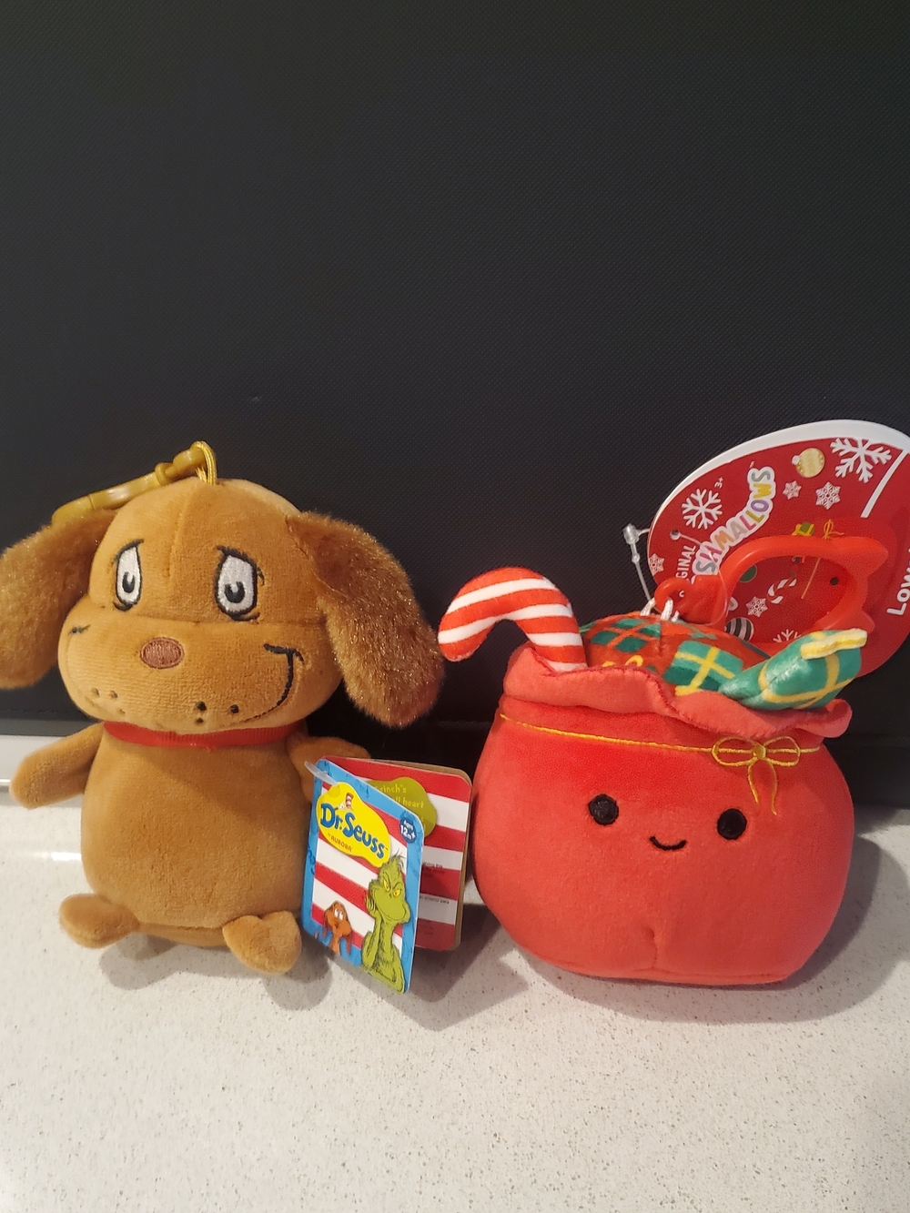 Dr. Seuss Plush Dog & Red Holiday Treat Plush Keychains
